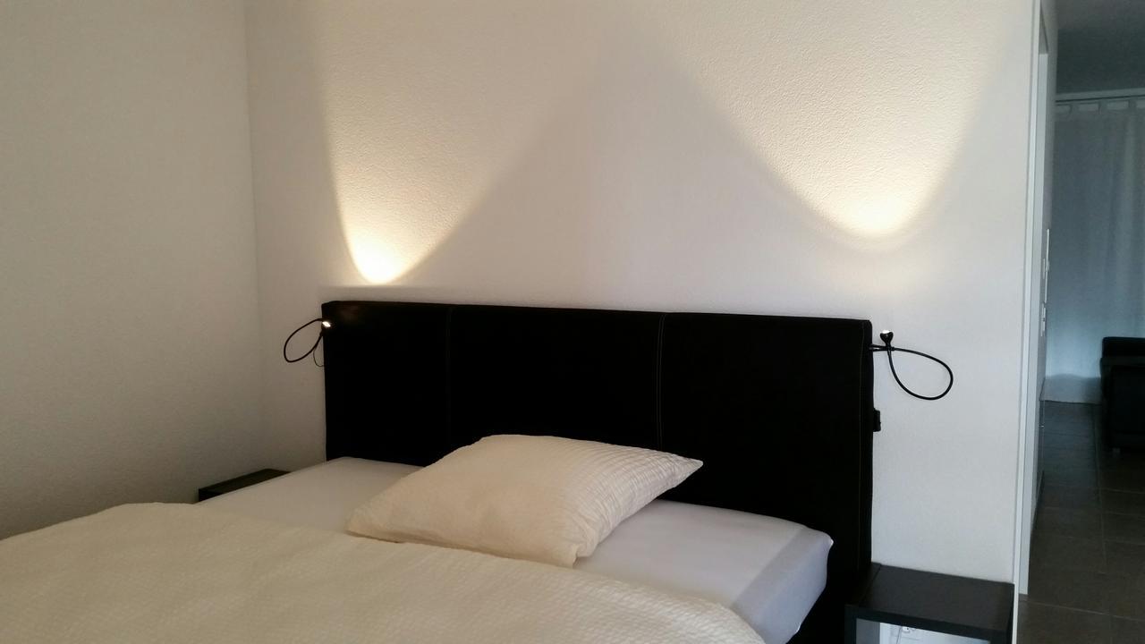 Hotel-T8 Unterentfelden エクステリア 写真